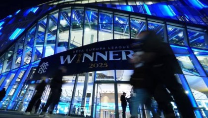 世界杯手机高清观看软件-卫报：由于保级形势严峻，热刺推迟季票续订截止日期