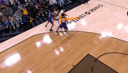 世界杯官网直播客户端下载入口-还一个！追梦给库里挡拆被吹掩护犯规 科尔挑战也以失败告终